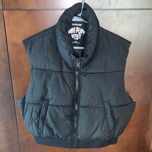 Garage Mini Puff Vest in Black